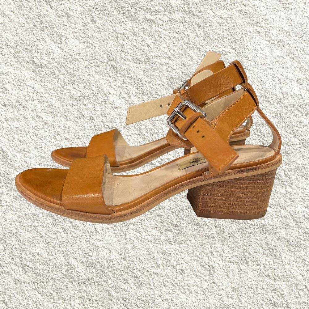 Clarks Women's Narrative Berrick Block Heel Double Strap Buckle Sandals Size 6 - Picture 5 of 8